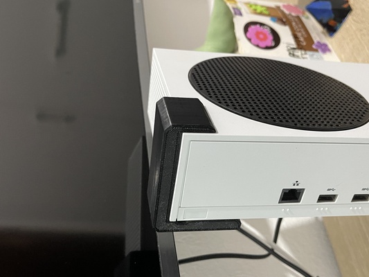 colgador ridotto xbox serie s by aitorcosta domestico arredamento parete wall mount microsoft 3d print model - Mito3D