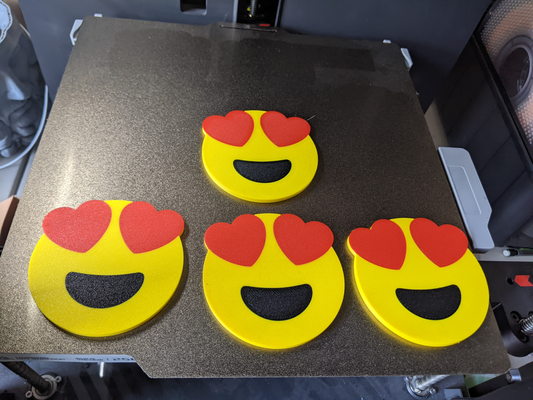 coração olhos emoji magnético montanha russa by madebyad arte 2d amar namorados 3d print model - Mito3D