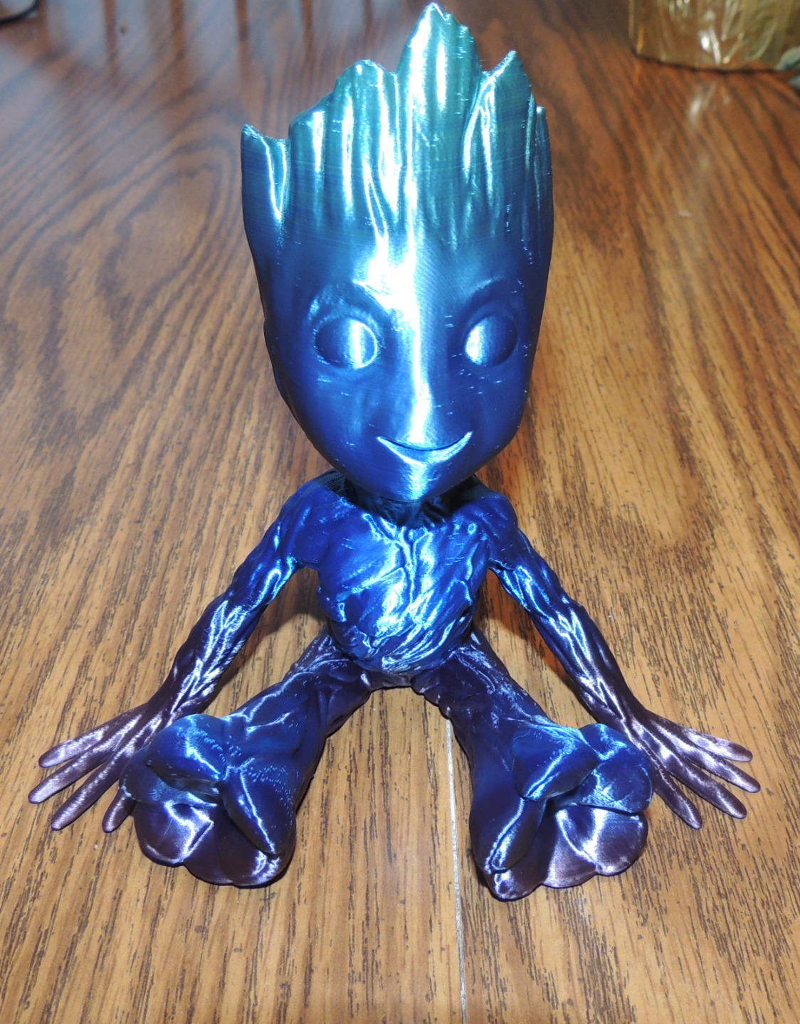 sentado groot alto remixado by negão miniaturas criaturas 3D print model - Mito3D