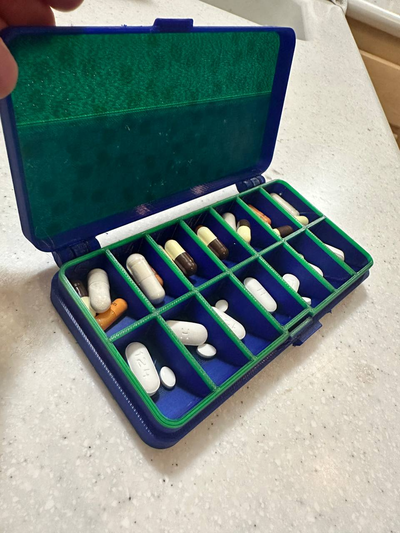 compact weekly pill box - multi color remix remixed by whatcombmyhair tools organizers pillorganizer ams 3d print model - Mito3D