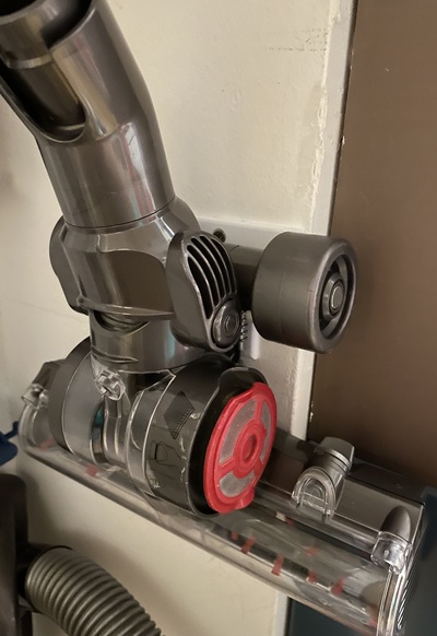 dyson rotorb rste licou rotatif brosse titulaire soutien by 2 mars ménage maison modèles 3d print model - Mito3D