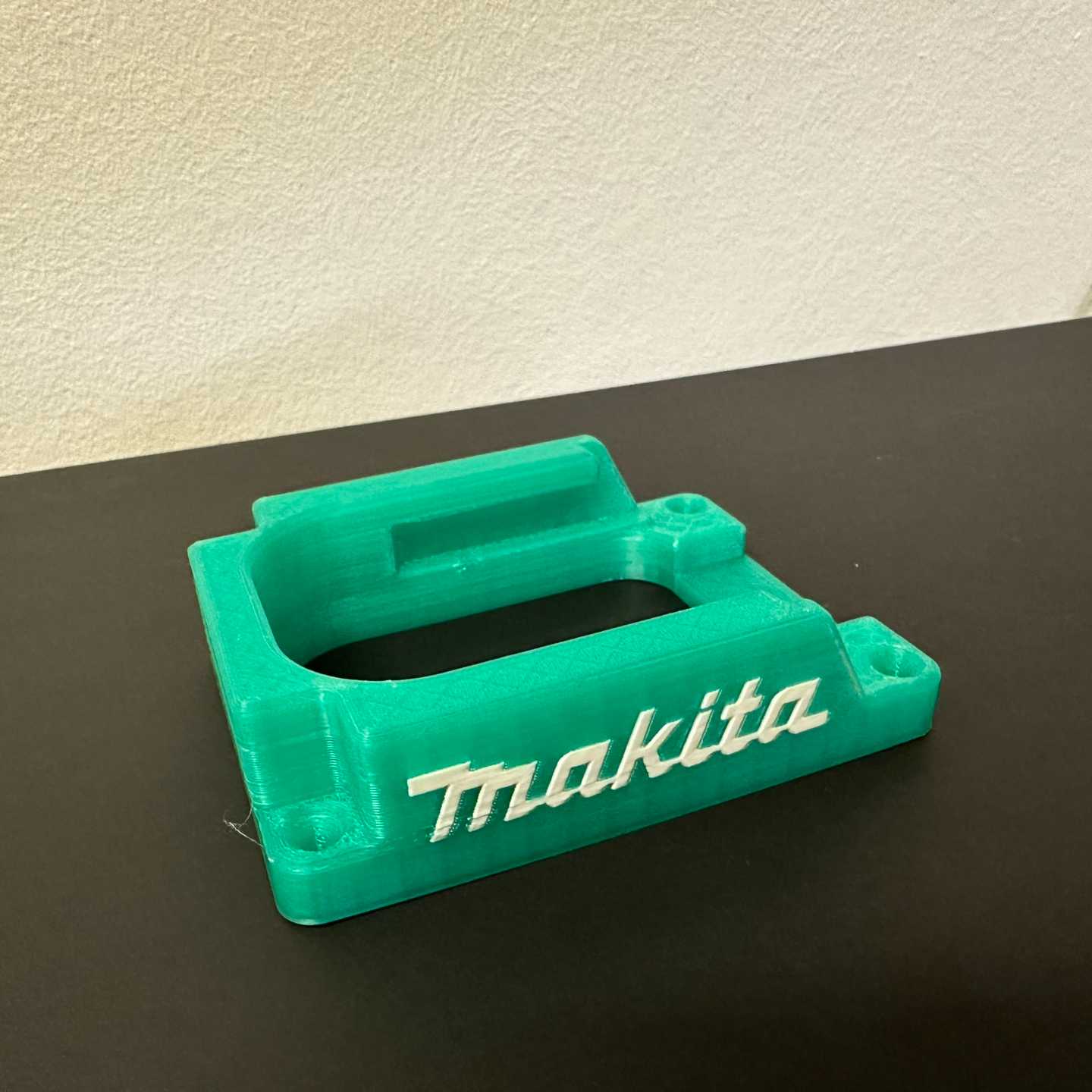 makita 18v pil binmek by torbe j araçlar organizatörler duvar renk 3D print model - Mito3D