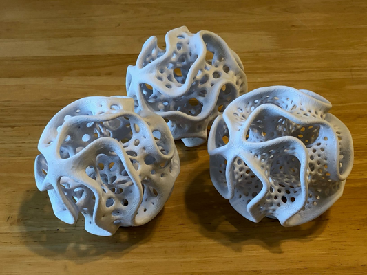 giroide esferas by jorge educación ingenieria voronoi mínimo superficie arte 3d print model - Mito3D