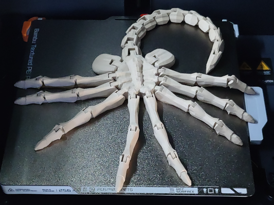 flexi facehugger bigger remixed by chunster toys & games alien print in place scary flexible scifi fidget articulated movie xenomorph 3d print model - Mito3D