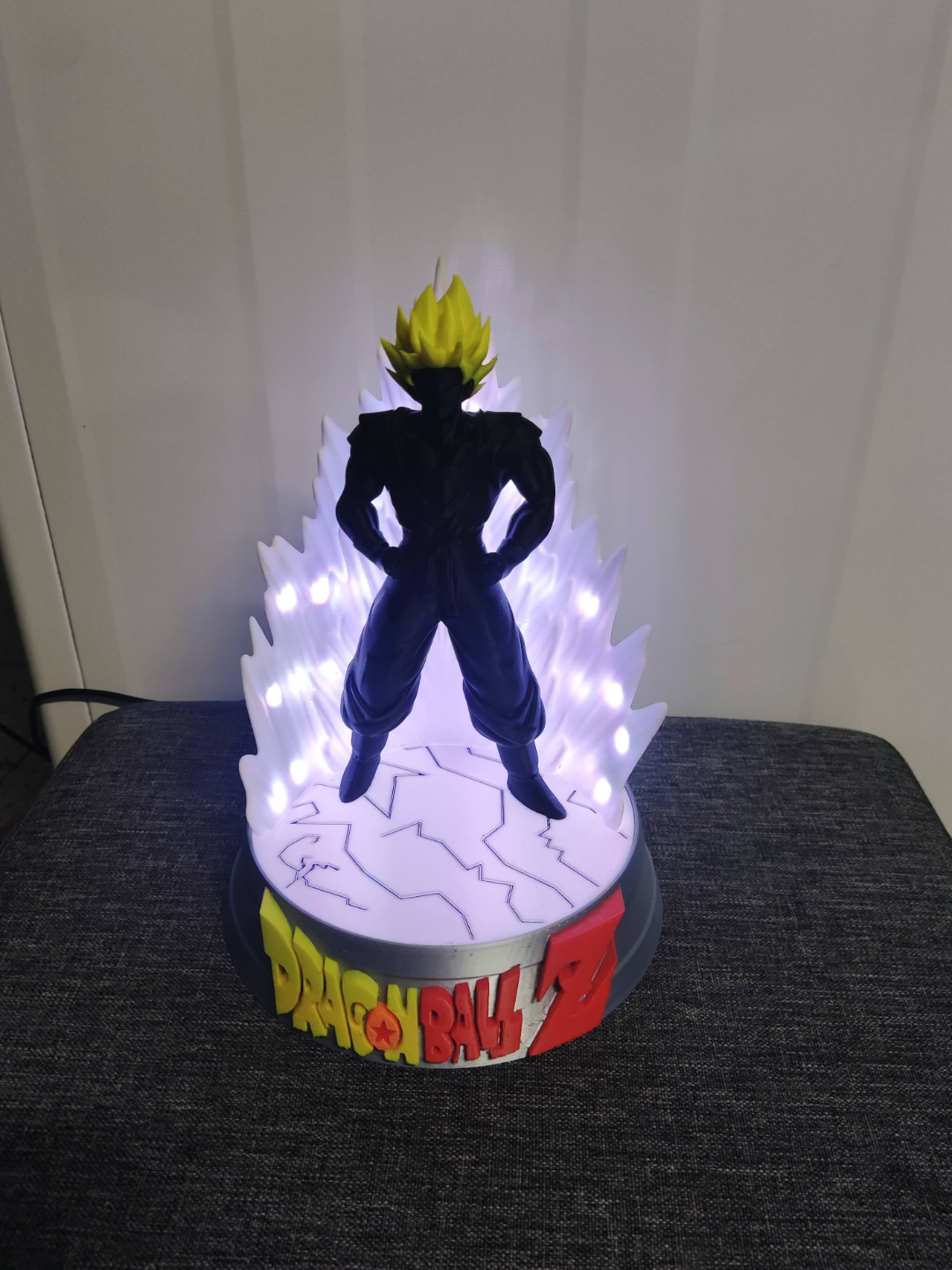 ejderha top z goku ışık up led lamba gece parıltılı aura by pumpkin20303 ev halkı dekor ejder topu z topu süper supersayan sayan lambası led lamba alp rgbled rgblamp rgledstrip rgb oğul vegeta çocuklar 3D print model - Mito3D