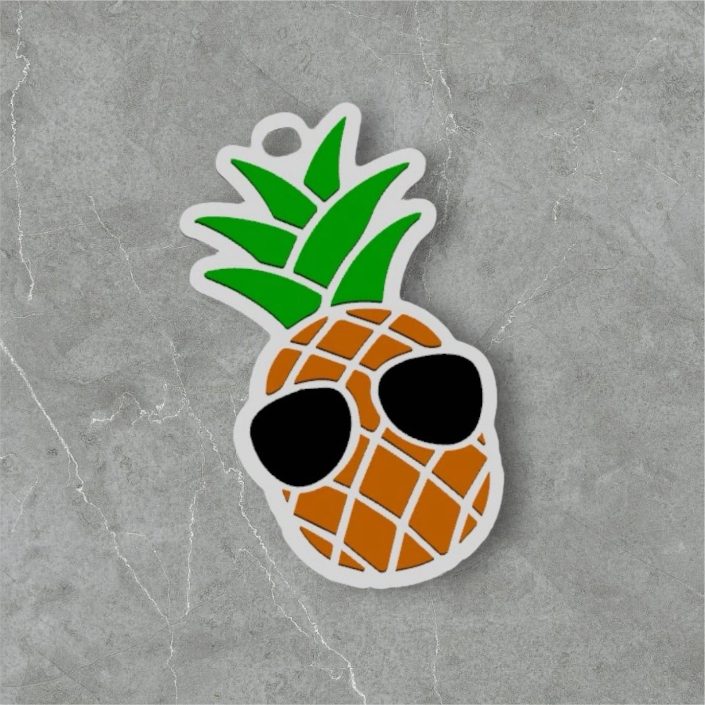 freddo ananas portachiavi by kevvv 3d moda modelli simpatico facile colore stampa multi arancia giallo verde bianca spiaggia tropicale chiave sacchetto etichetta clip catena collezionabile occhiali sole vibrazioni 3D print model - Mito3D