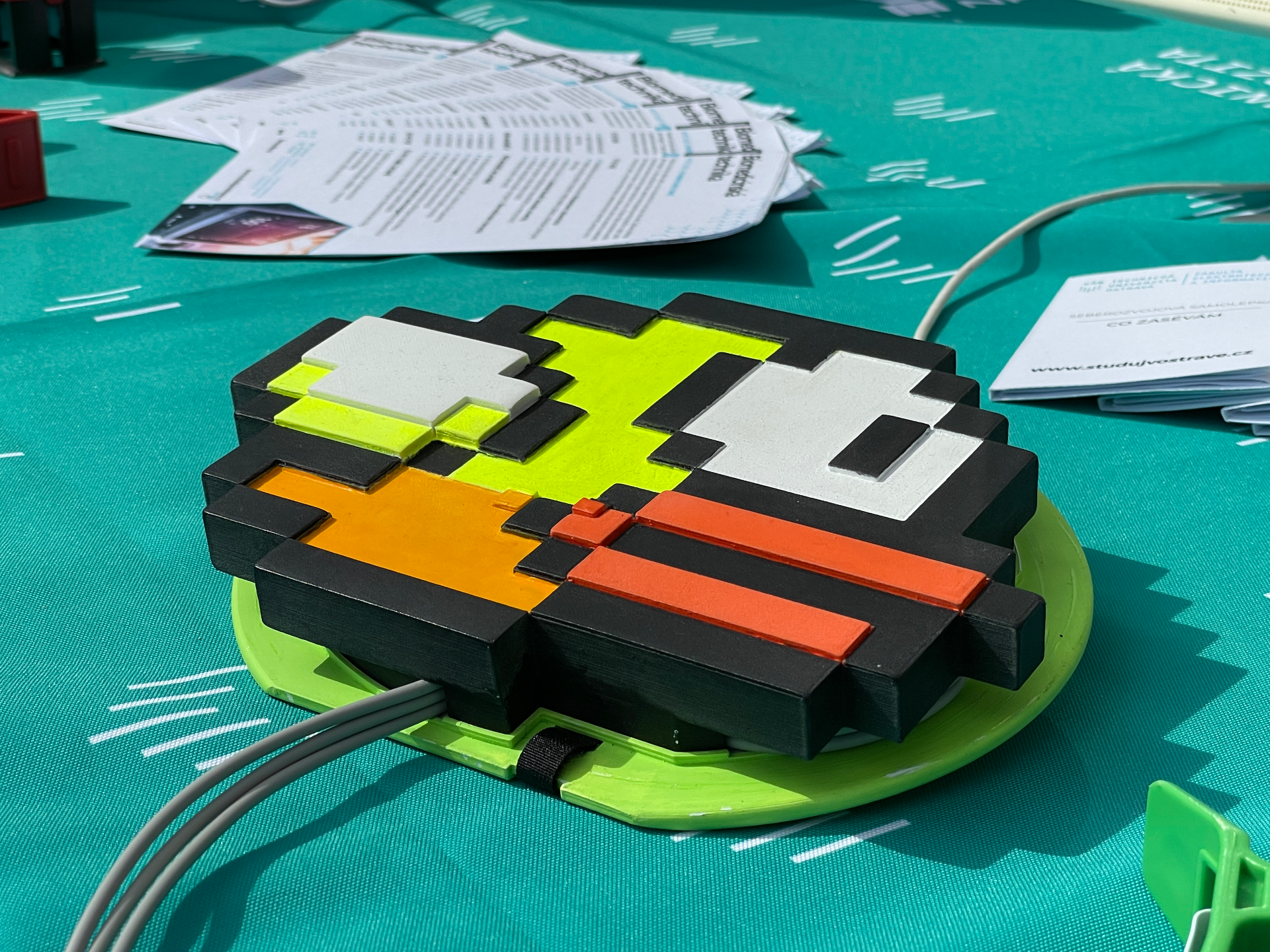 flappy uccello by mikeproch giocattoli giochi personaggi flappybird saltare gioco decorazione 3d strutturato giocattolo 3D print model - Mito3D