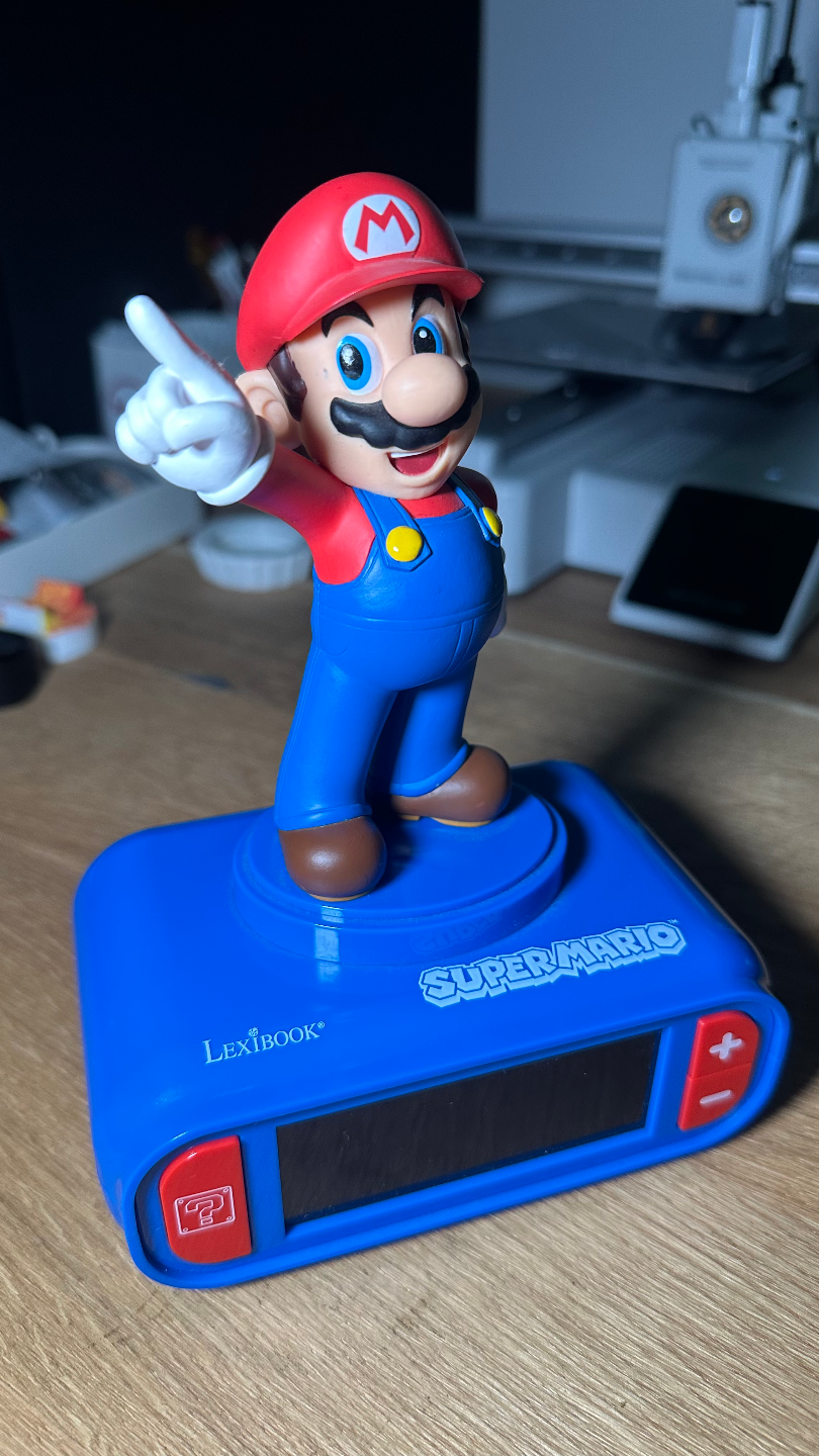 batteriedeckel supermario wecker by dilla5 hobby & diy batterie battery cover 3D print model - Mito3D