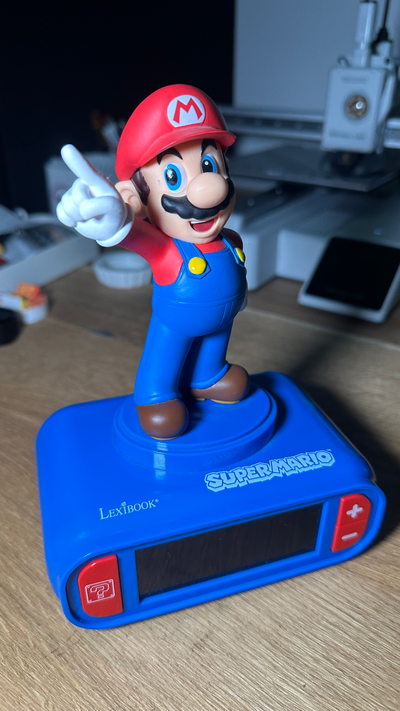 coperchio batteria supermario sveglia by dilla5 passatempo fai batterie copertina guaina 3d print model - Mito3D