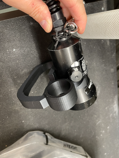 luce scimmia buon uomo maniglia magro scooter utilizzo by scubapek passatempo fai sport all'aperto scuba immersioni torcia elettrica 3d print model - Mito3D