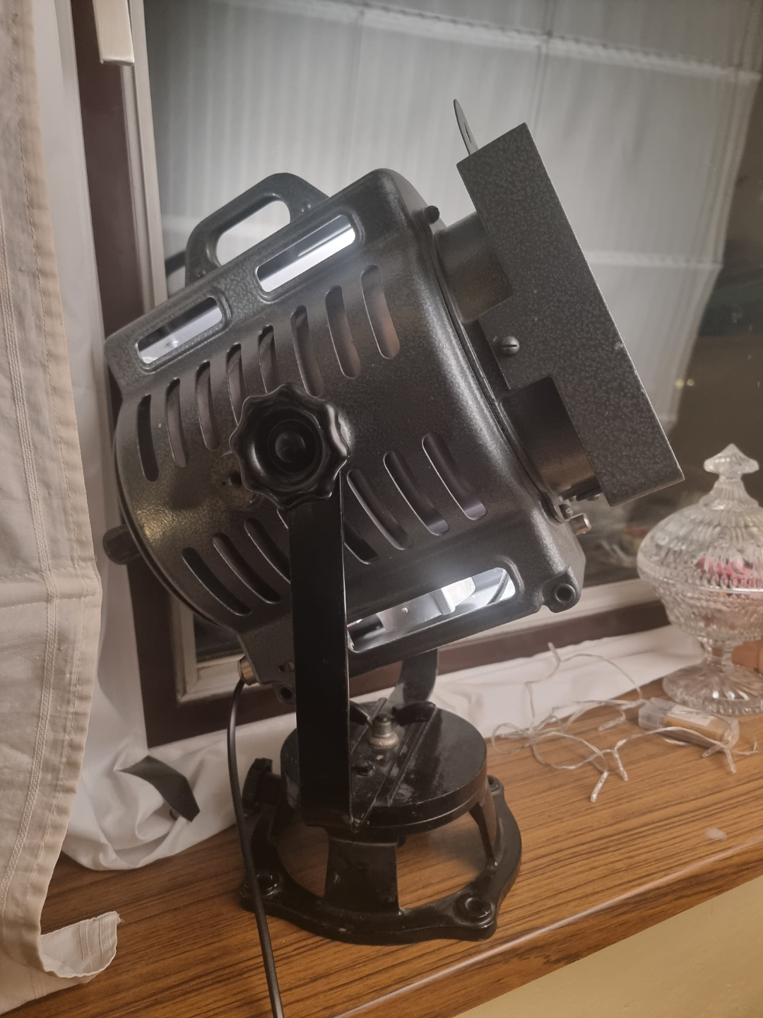 arri holofote e27 lâmpada modificação by vôo olhos passatempo faça eletrônicos faróis tungstênio 500 watt arnold und juiz umbau conduziu glhbirne 3D print model - Mito3D