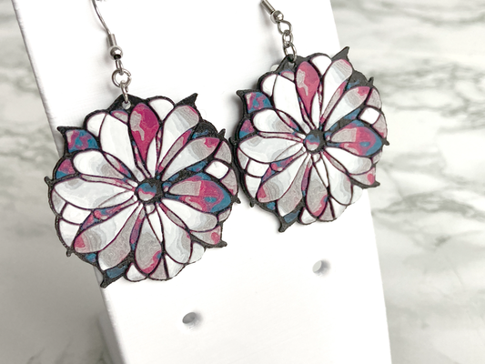 stylized stained glass flower earrings hueforge by penolopybulnick fashion craiyon ai art aiart stainedglass jewelry flowerearring 3d print model - Mito3D