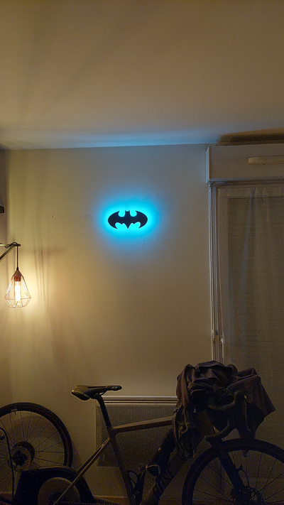 batman koration wandgemälde avec led by abonnieren kunst zeichen logos ornament dekoration lampe mauer wall3d 3d print model - Mito3D