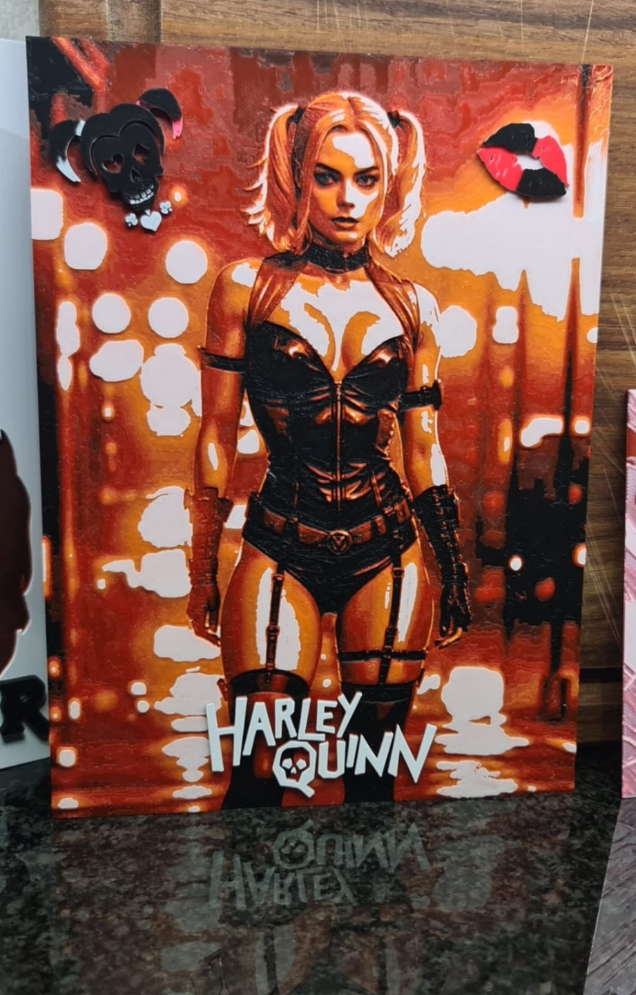 harley quinn retrato forja chapéus by centavo arte 2d matiz dc esquadrão suicida margot robbie 3D print model - Mito3D