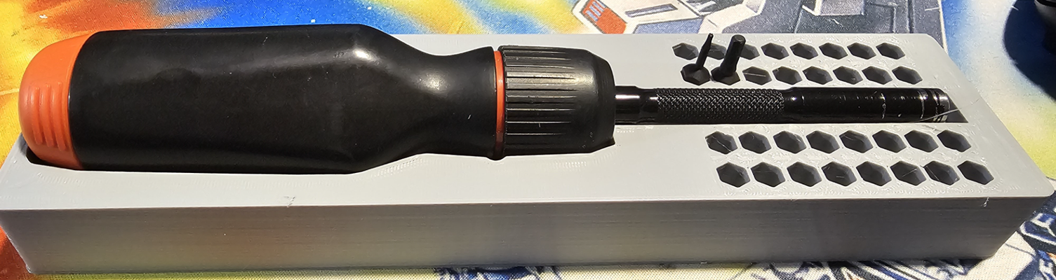 ltt schraube treiber halter unterstützung 32 bits neu gemischt by heide werkzeuge schraubendreher schraubendrehalterer größe lttscrewdriver abonnieren 3d print model - Mito3D