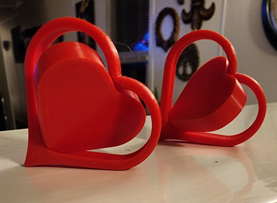 san valentin agitarse hilandero + llavero opción by standitupstore casa festividades corazón conformado regalo idea amor día enamorado dia saint fiesta a1 x1 p1p insignia accesorios 3d print model - Mito3D