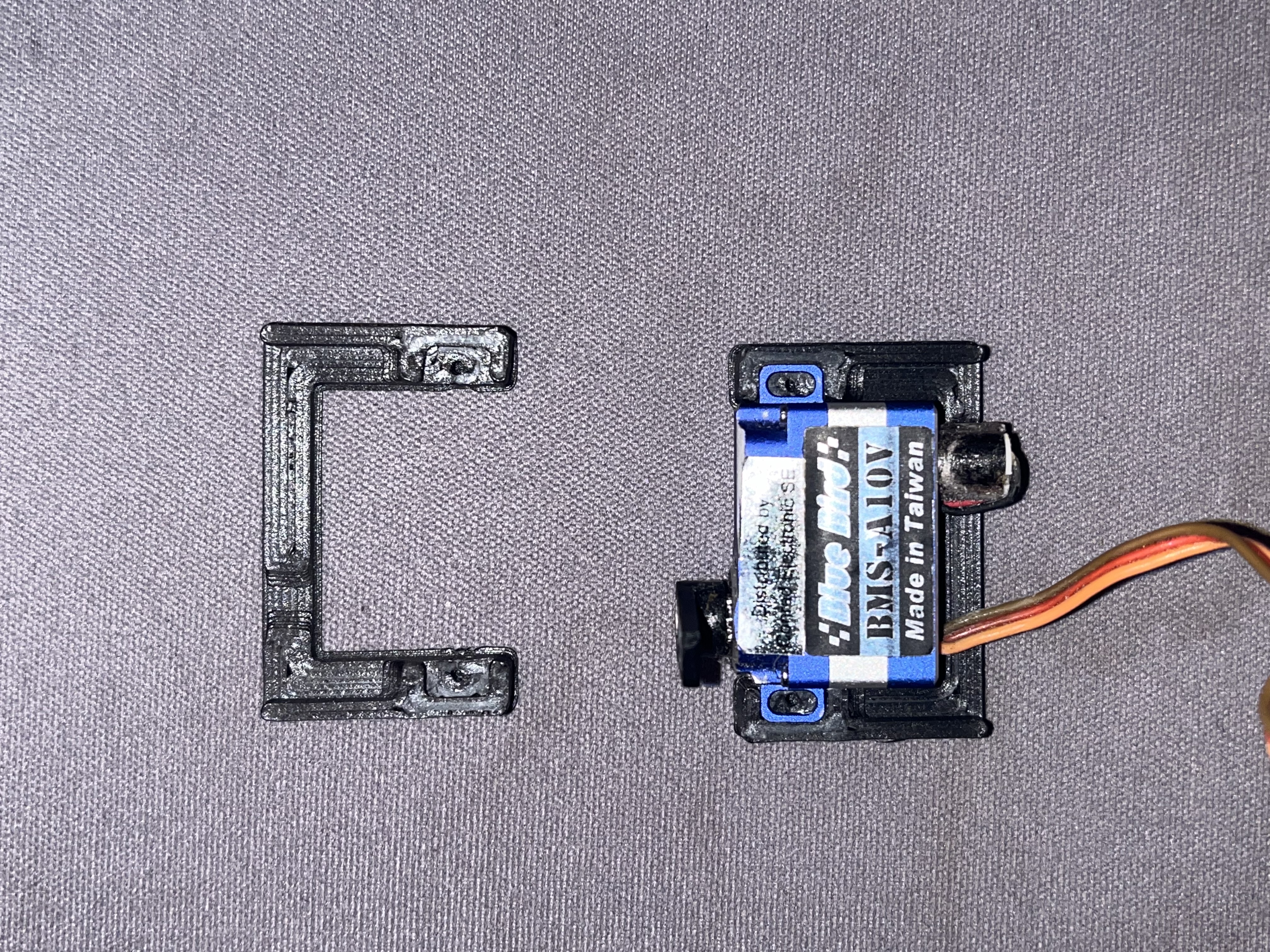 servo frame bluebird bms-a10v by crazydiver84 hobby & diy rc openscad servomount f3k 3D print model - Mito3D