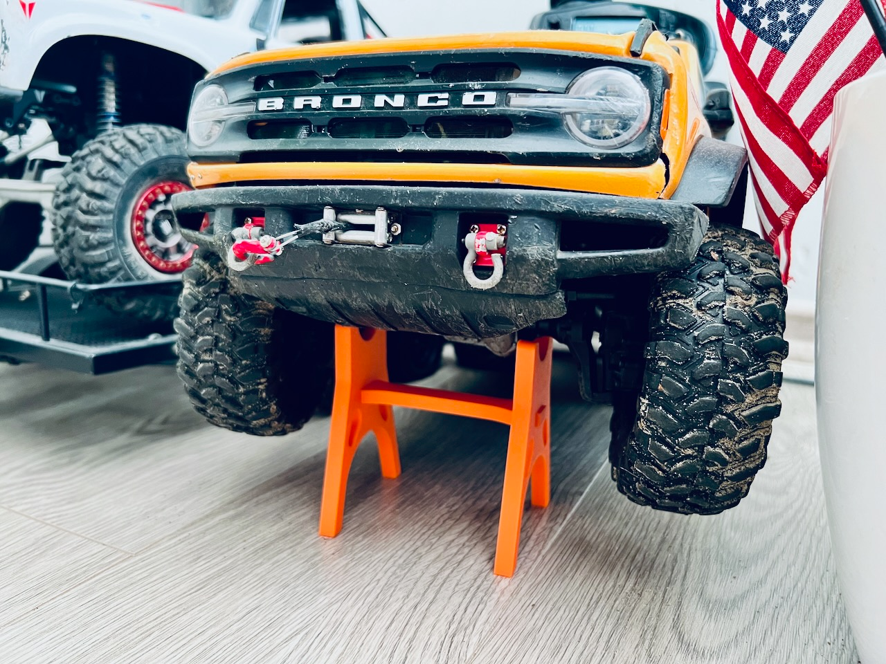 rc crawler stand 1 10 by zarenknster hobby diy 3D print model - Mito3D