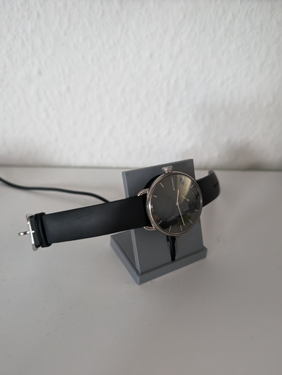 withings smartwatch stand by kitkat2721 werkzeuge veranstalter 3d print model - Mito3D