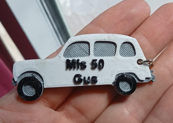 renault 4 l keychain by 3dcityquilmes art signs & logos automobile 4l 3d print model - Mito3D