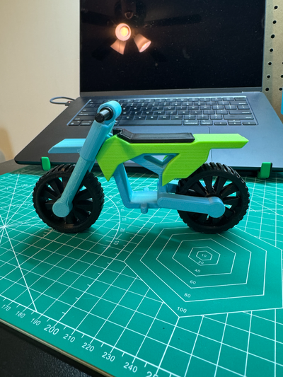 schmutz fahrrad spielzeug modell by addison fahrbahn kreationen spielzeuge spiele dreckiges fernseher quad rad räder supercross moto cross motorrad offroad 3d print model - Mito3D