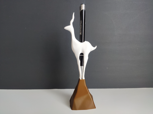 gazelle stylo supporter by sevro ménage bureau porte crayons titulaire soutien 3d print model - Mito3D