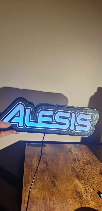 alesis tambour boite lumière by bruce wayne art panneaux logos led boîte ledbox logo signe 3d print model - Mito3D