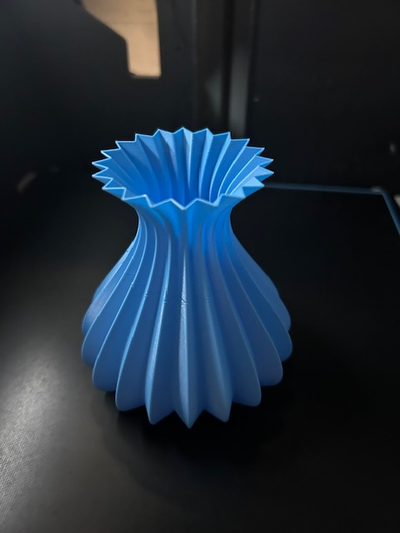 vase v2 by shar 3d génératif modèle my ams 3d print model - Mito3D