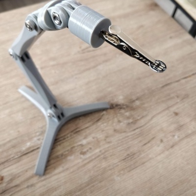 solda braçadeira remixado by crafty criador ferramentas mão 3d print model - Mito3D