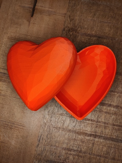 poli sevgili kutu by kurnaz yapıcı ev halkı şenlikler düşük saklama kutusu aşk kalp kalpler sevgililer günü hediye hediyeleri seviyorum hediyesi şeklinde çokgen valentin lowpolyart hart kalbi mutlu 3d print model - Mito3D