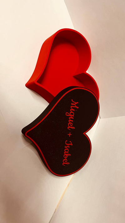 boîte valentines marque personnalisé noms by miguelrua12 art modèles saint valentin l'amour cadeau 3d print model - Mito3D