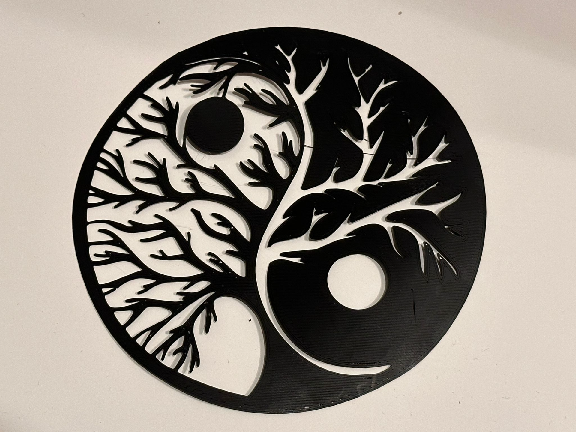 yin yang arbre 2d mur art remixé by piranha 3D print model - Mito3D