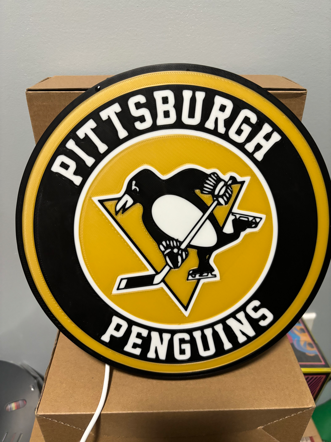 pittsburgh pinguins luz caixa by futuro canadá arte sinais logotipos pittsburghpenguins nhl hóquei 3D print model - Mito3D