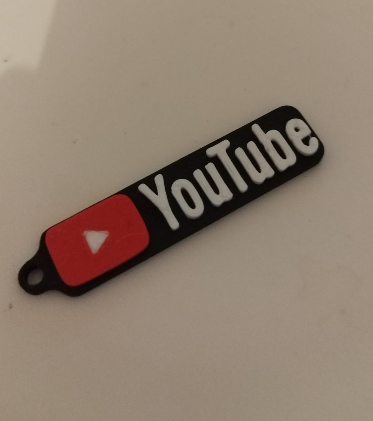 youtube llavero by dino2211 arte señales logos logo llave 3D print model - Mito3D