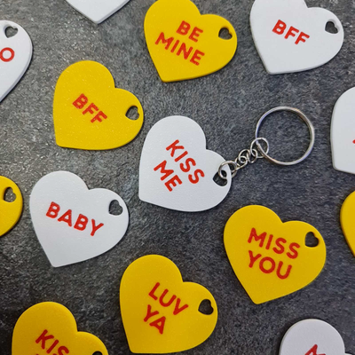 hearts inscriptions by bellero household festivities heart love be miss luv ya kiss me bff baby xoxo keychain key valentiensday valentine valentinstag 3d print model - Mito3D