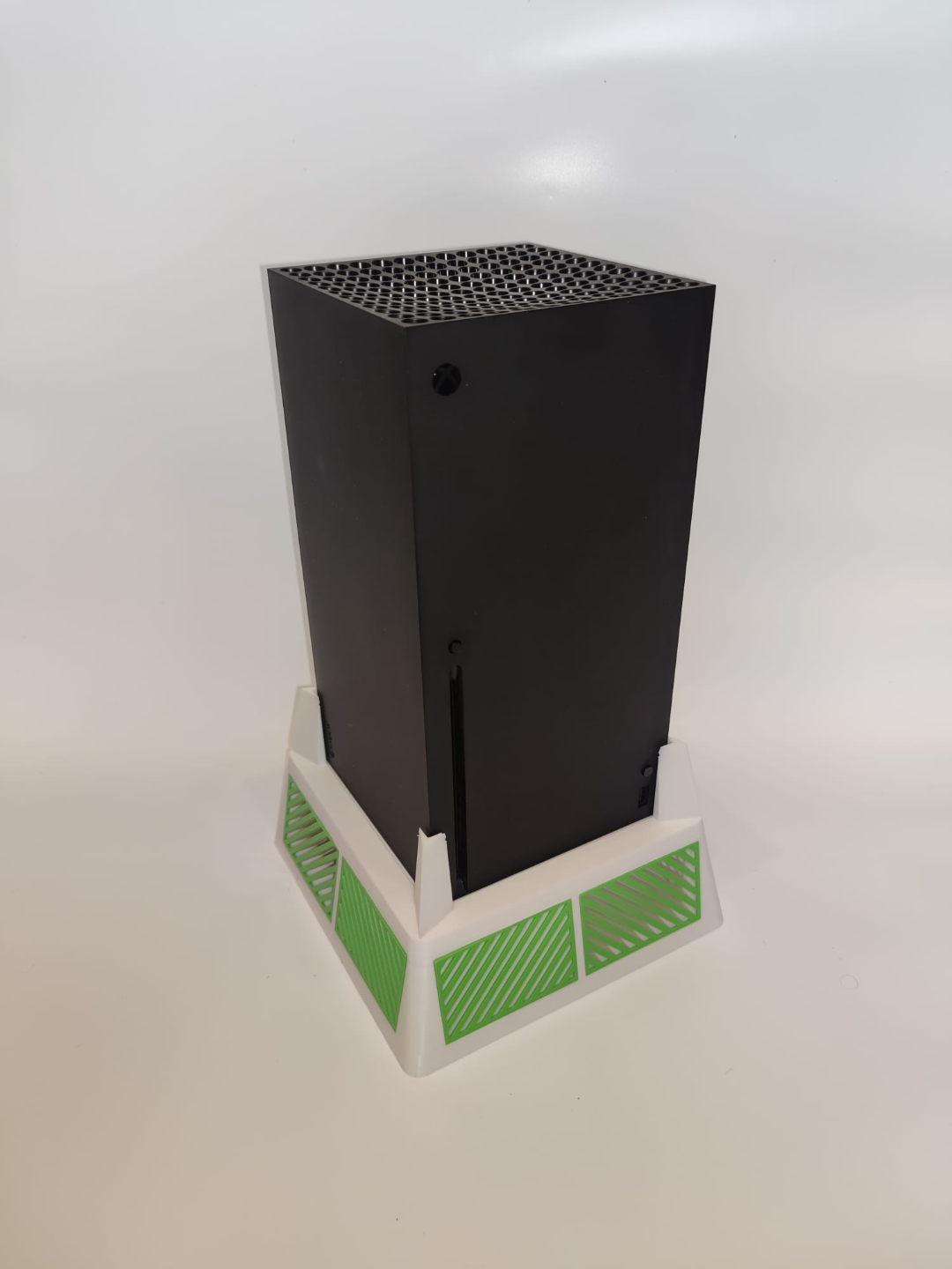 xbox serie x estante soporte by 3d omi juguetes juegos consola enfriamiento 3D print model - Mito3D