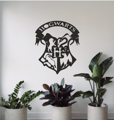 hogwarts logo by scott 3d arte 2d harry potter hary vasaio 2dart ass stencil silhouette distintivo deco parete 3d print model - Mito3D