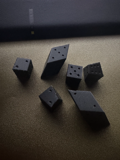 schief würfel neu gemischt by hvmzvv bildung mathematik parametrisch sterben trapezeder asymmetrisch schräg dungeons drachen verliese tischplatte tabletopgaming lernen 3d print model - Mito3D