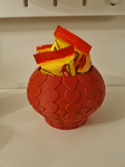 cuori vaso modalità by christopher jh arte modelli vasemode vasemodeprint cuore san valentino amore arredamento caramella 3d print model - Mito3D