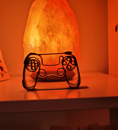 minimalistisch regler kunst ätherisch gamepad statue playstation by brad skulpturen ps5 ps4 minimalismus spiel pad 3d print model - Mito3D