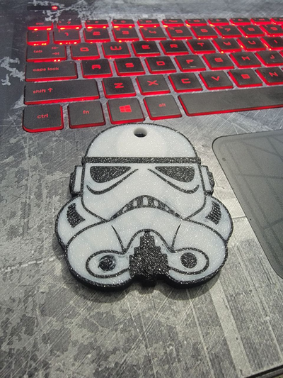 stormtrooper porte clés by impressions galaxies jouets jeux étoile guerres tempête soldat films accessoires jouet galactique extraterrestre sabre laser blanc 3d print model - Mito3D