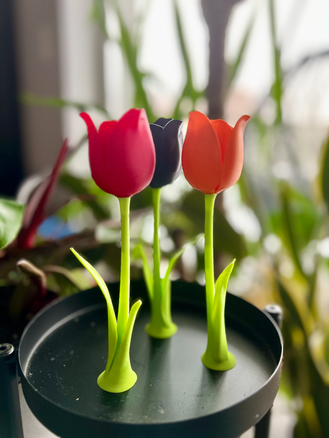 encantador tulipa haste florescendo perfeição by pedro casa decoração vaso plantar flor presente mulher namorados plantas legais flores decorações realista lindo decorativo caseira boquet paga tulipas 3D print model - Mito3D