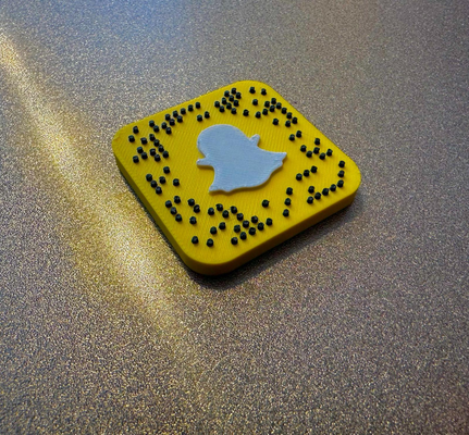 snapchat snapcode magnet by lukasduus art signs & logos social media qr code scanner message sms text socialmedia profile friends facebook instagram 3d print model - Mito3D