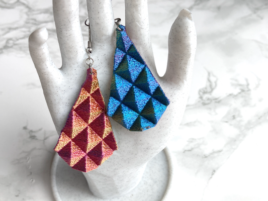pyramid faceted earrings by penolopybulnick fashion tricolor multicolored jewelry 3d print model - Mito3D