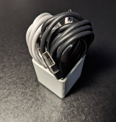 gridfinity dual space cable holder by jakokln tools organizers usbholder cablemanagement 1x1 1x1gridfinity 3d print model - Mito3D