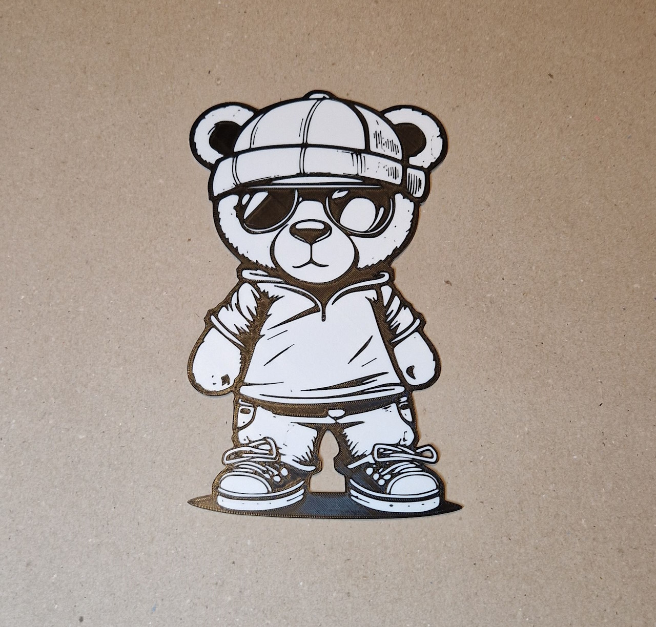 wall art cool teddybear sunglasses cap 1 color-change by palumbus 2d teddy sunglass decor 3D print model - Mito3D