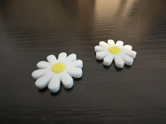 springtime daisy stud earrings by jnholeman fashion earring flower spring easter cute 3d print model - Mito3D