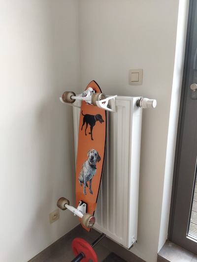 skate longboard - holder chauffage heating radiator by ap engineering household house models hook 3d print model - Mito3D