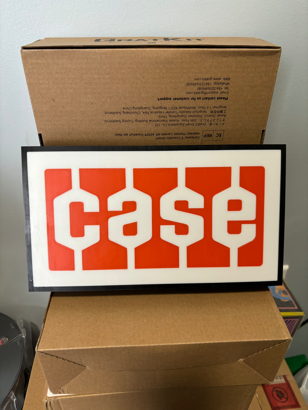 case retro logo light box by future canada art signs & logos tractor 3D print model - Mito3D