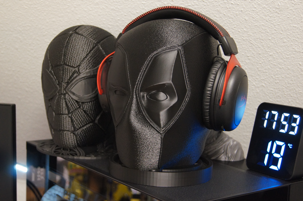 deadpool headset stand by e9-3d tools gadgets superhero marvel headphone deco bambulab p1s printinplace nosupport man hero super easy perfect decoartions headphonestand creature 2024 acccesories decoraations supernatural 3dprint office desk accessories hanger gamer gaming team dead bust pool creative design desktop pc computer 3d print model - Mito3D